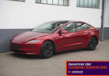 Tesla Model 3 10.805 km 36.950 &euro; Mönchengladbach 41236