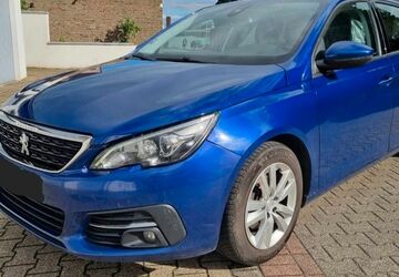 Peugeot 308 155.000 km 6.799 &euro; MÖNCHENGLADBACH 41169