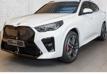 BMW iX2 5.000 km 56.480 &euro; Leverkusen 51371
