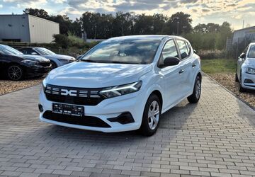 Dacia Sandero 16.370 km 10.999 &euro; Bedburg 50181