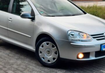 VW Golf 197.800 km 2.890 &euro; Grevenbroich 41517