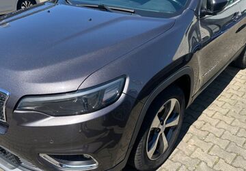 Jeep Cherokee 143.600 km 14.900 &euro; Kerpen 50170