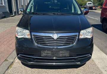 Lancia Voyager 236.400 km 5.200 &euro; Mönchengladbach 41066