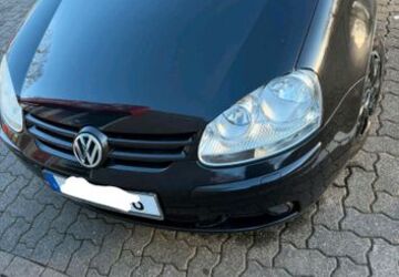 VW Golf 225.000 km 2.100 &euro; Grevenbroich 41516