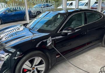 Porsche Taycan 48.000 km 59.890 &euro; Bedburg 50181