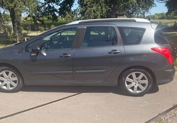 Peugeot 308 120.000 km 2.999 &euro; Willich 47877