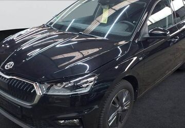 Skoda Fabia 14.702 km 21.990 &euro; Pulheim-Brauweiler 50259