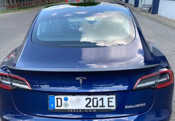 Tesla Model 3 85.000 km 29.500 &euro; Düsseldorf 40629