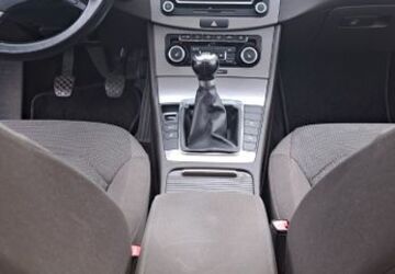 VW Passat 331.330 km 4.200 &euro; Grevenbroich 41517