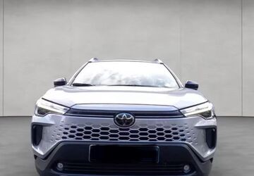 Toyota Corolla Cross 3.200 km 36.200 &euro; Leverkusen 51371