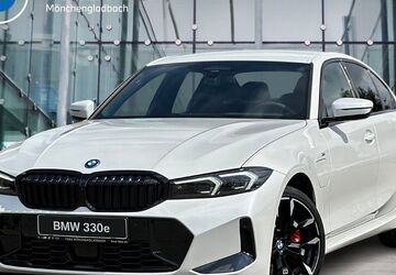 BMW 330 1.001 km 64.220 &euro; Mönchengladbach 41066