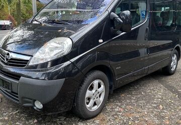 Opel Vivaro 196.000 km 9.889 &euro; Krefeld 47799