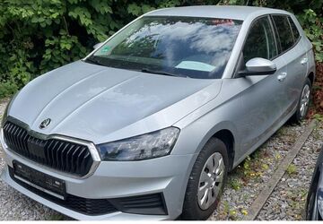 Skoda Fabia 28.591 km 13.680 &euro; Hilden 40721