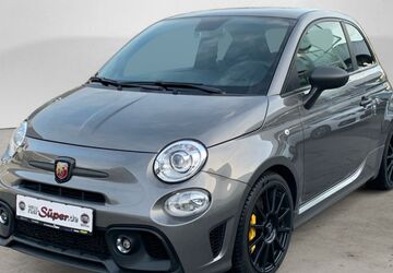 Abarth 695 60.249 km 21.800 &euro; Düsseldorf 40589
