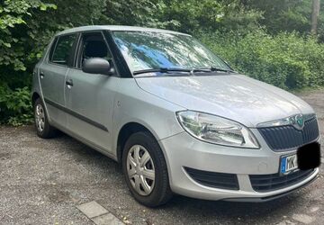 Skoda Fabia 104.000 km 4.850 &euro; Leverkusen 51373