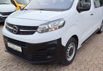 Opel Vivaro 72.000 km 31.950 &euro; Krefeld 47799