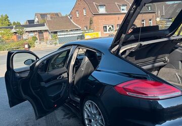 Porsche Panamera 253.000 km 22.500 &euro; Niederkrüchten 41372