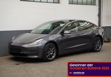 Tesla Model 3 62.333 km 33.450 &euro; Mönchengladbach 41236