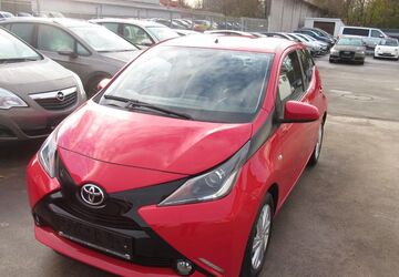 Toyota Aygo (X) 94.700 km 6.990 &euro; Leverkusen 51371