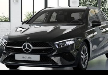 Mercedes-Benz A 180 9.900 km 33.990 &euro; Düsseldorf 40470