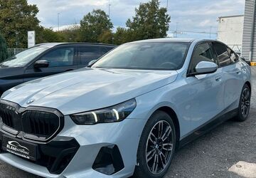 BMW 520 48.500 km 51.999 &euro; Grevenbroich 41515