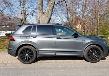 VW Tiguan 82.000 km 28.600 &euro; Grevenbroich 41517