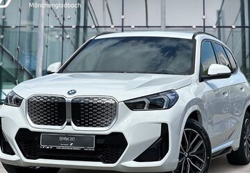 BMW iX1 1.900 km 49.980 &euro; Mönchengladbach 41066